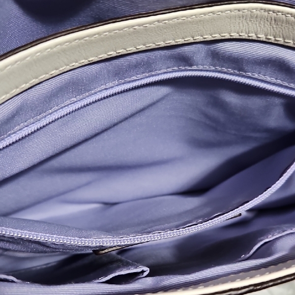 COACH NWOT SOHO  White and Tan Leather Shoulder Bag - Picture 9 of 16